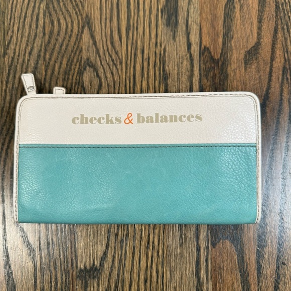 Fossil Checks & Balances Hunter Zip Clutch Wallet Leather Teal Cream - Picture 1 of 5